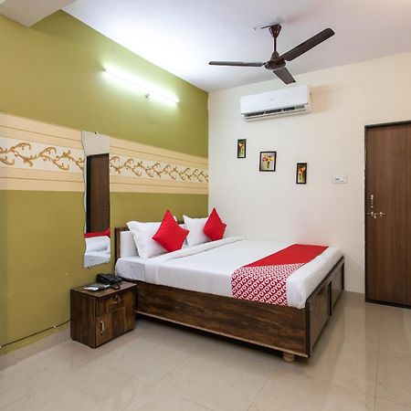 Hotel O Apple Tree Indore Eksteriør bilde