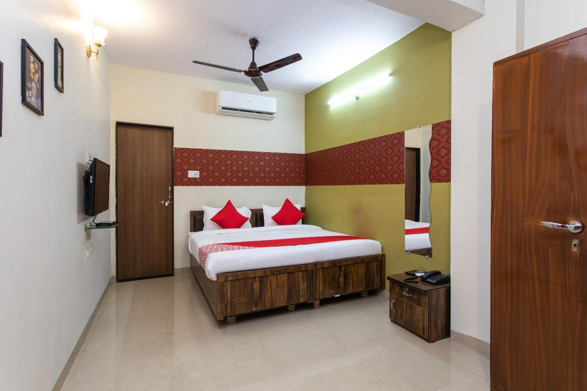 Hotel O Apple Tree Indore Eksteriør bilde